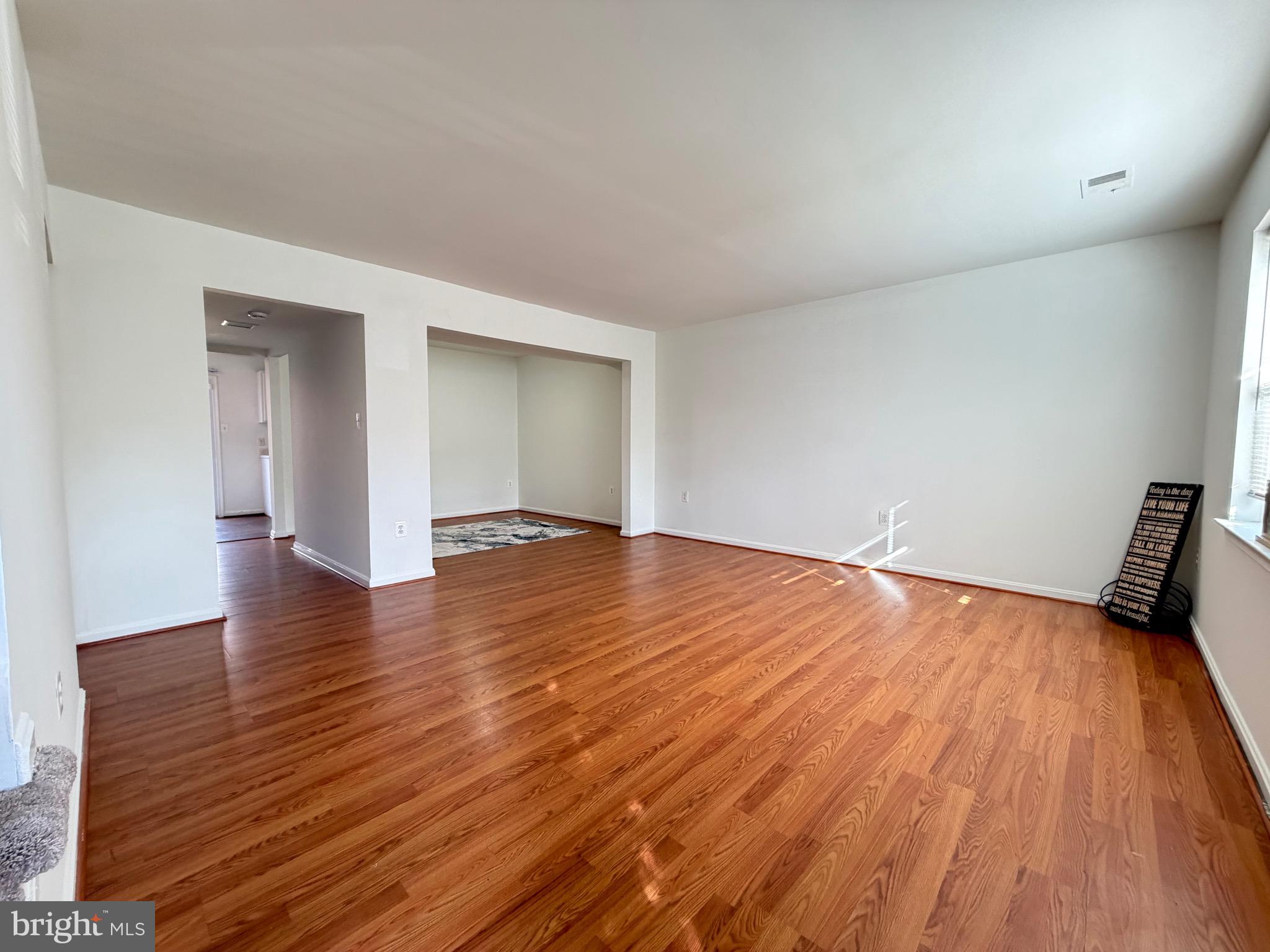 1241 THOMAS JEFFERSON PLACE