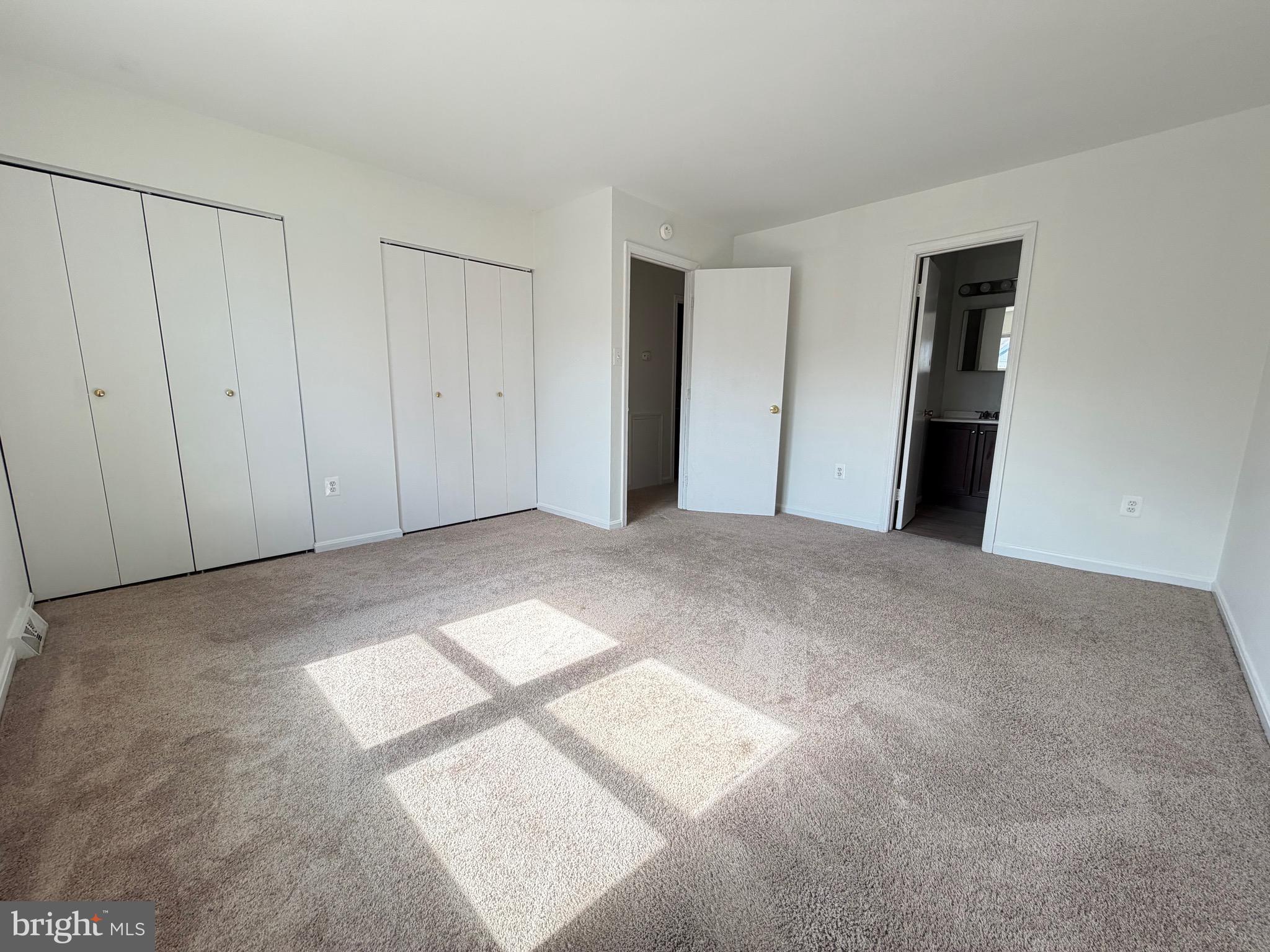 1241 THOMAS JEFFERSON PLACE