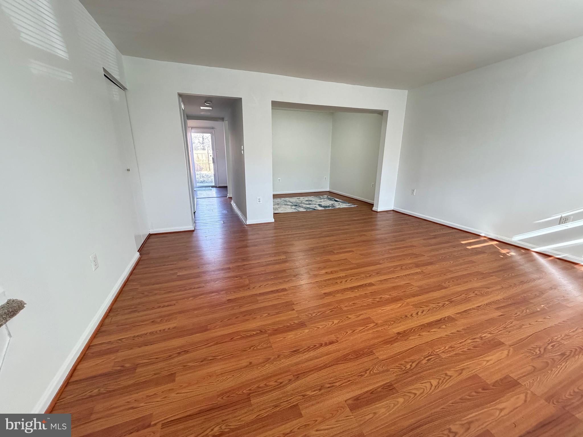 1241 THOMAS JEFFERSON PLACE