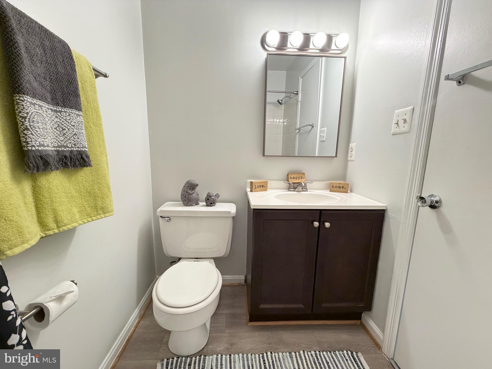 1241 THOMAS JEFFERSON PLACE