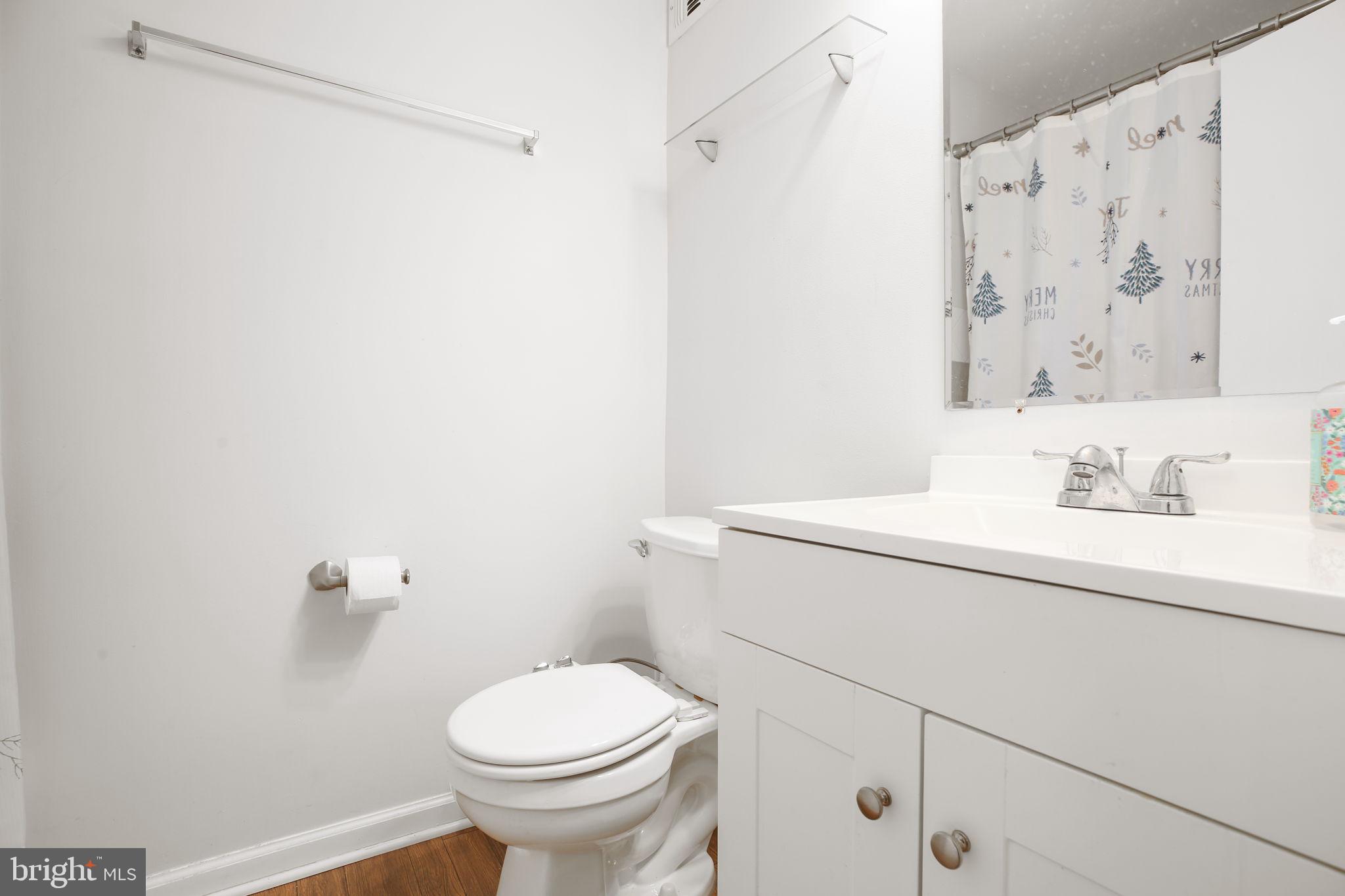 1109 THOMAS JEFFERSON PLACE