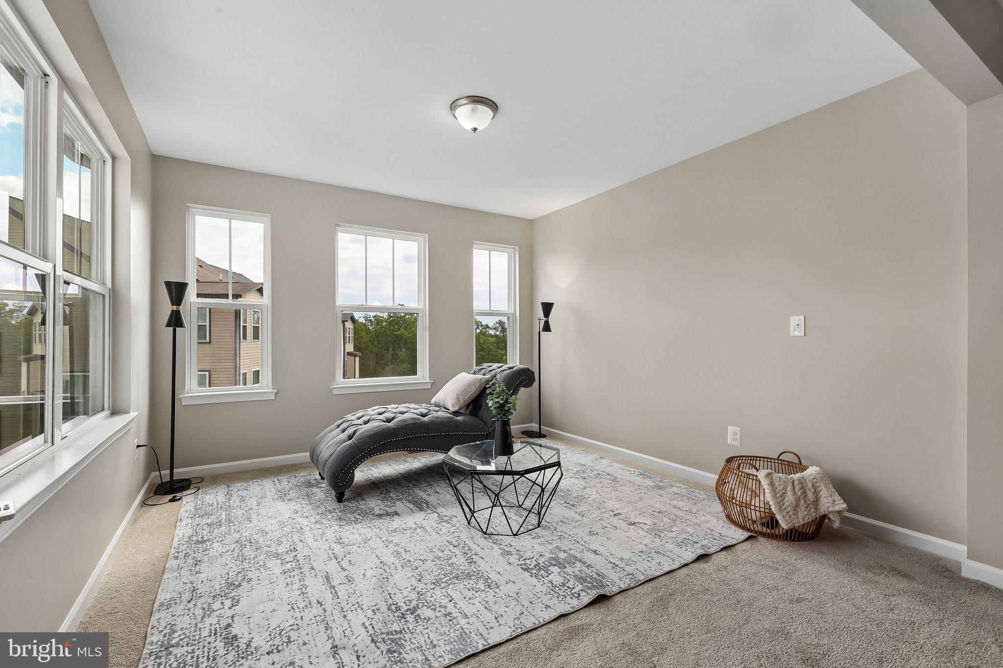 5 COULTER LANE