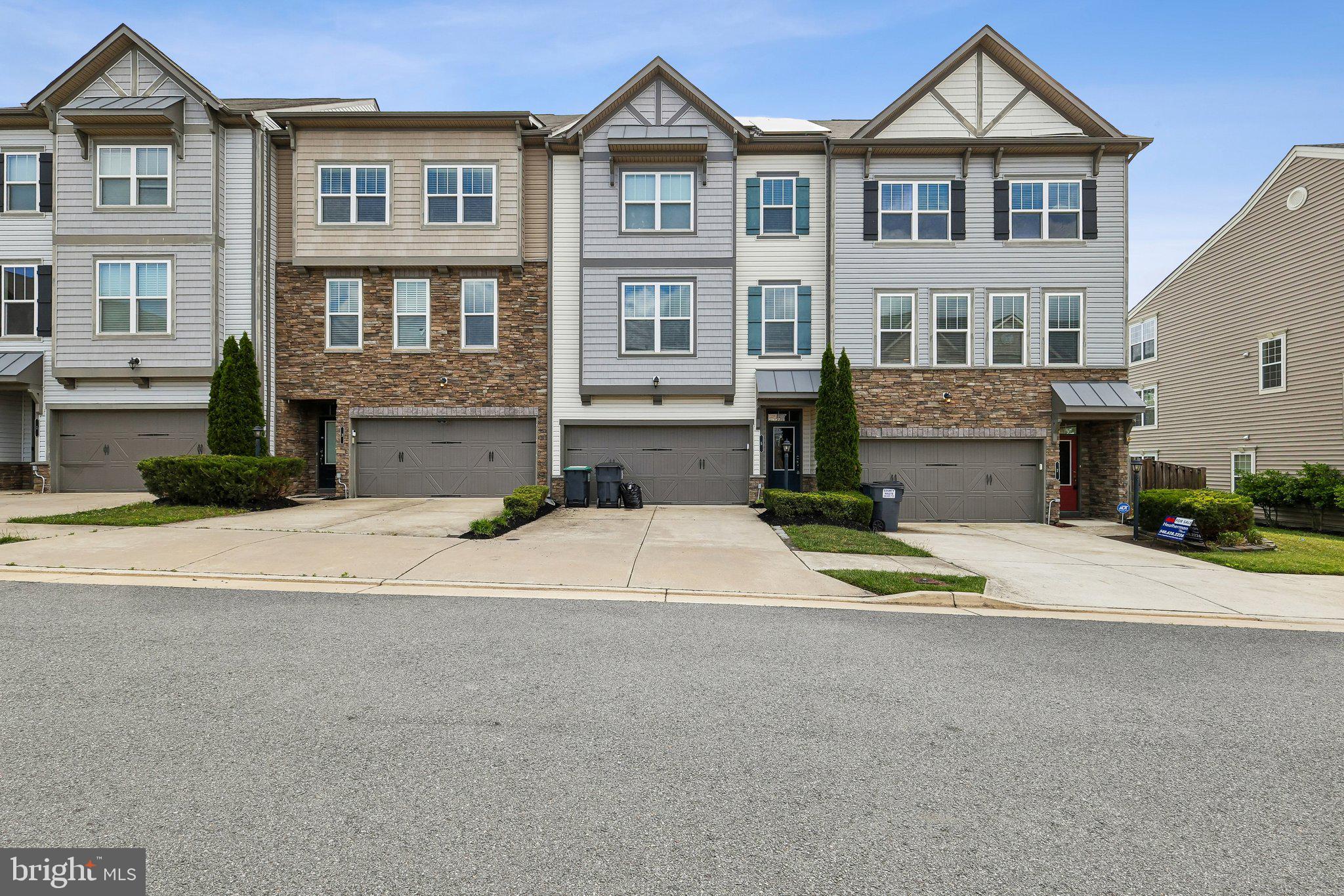 5 COULTER LANE