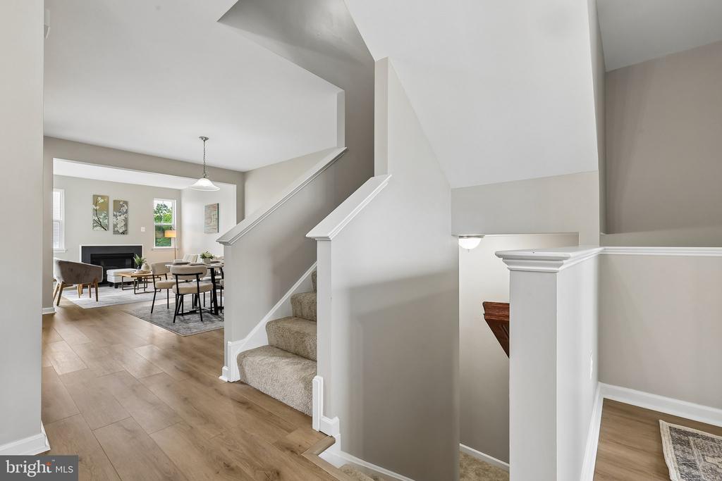 5 COULTER LANE
