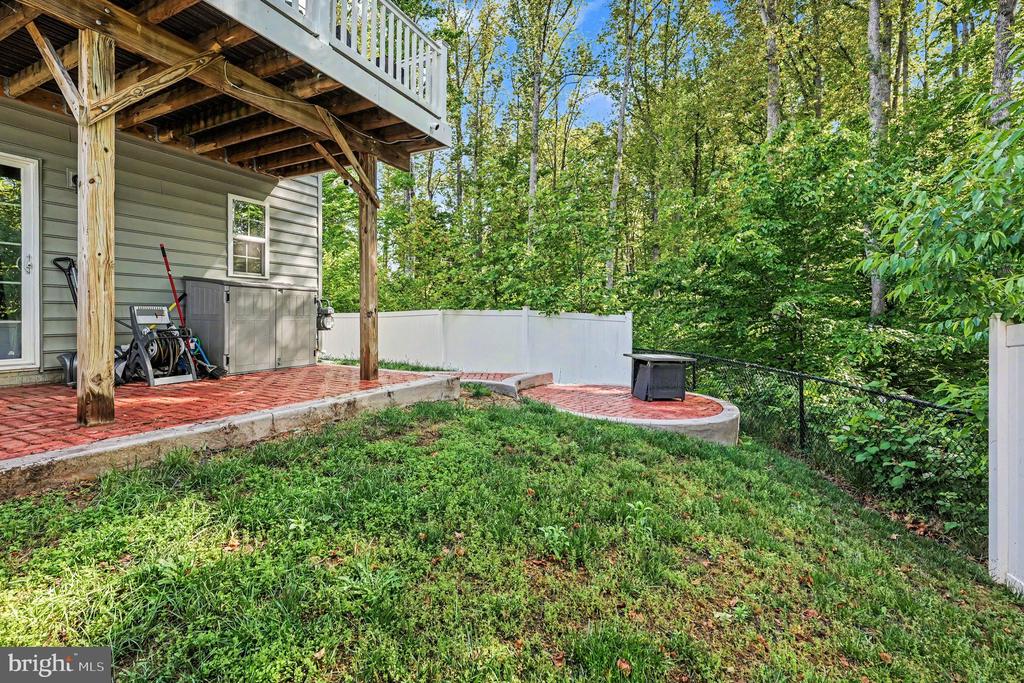 606 LANDING DRIVE