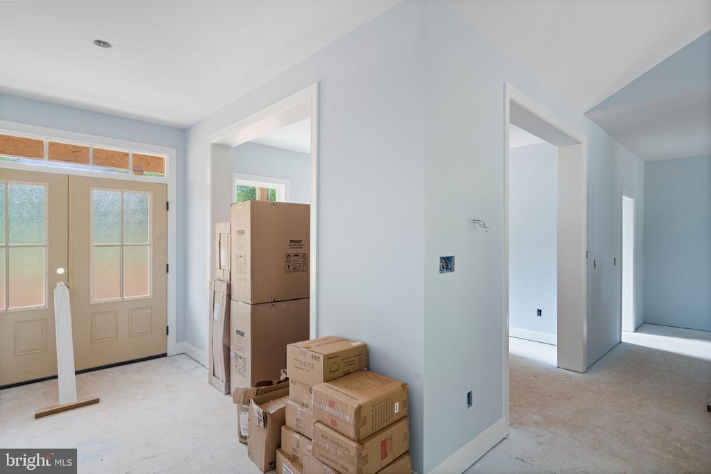 38 DAHLIA LANE