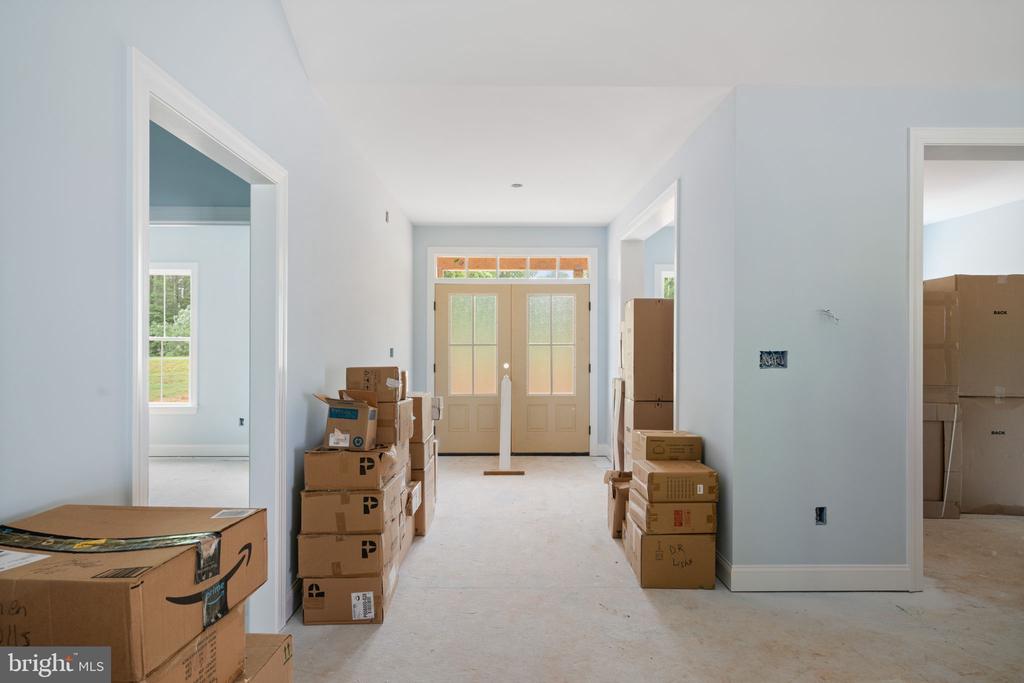 38 DAHLIA LANE