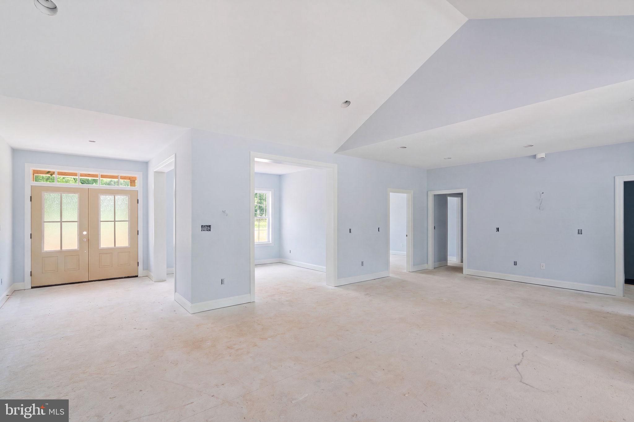 38 DAHLIA LANE