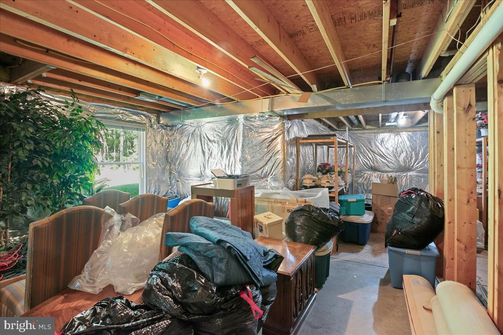 5 BEAVER RIDGE ROAD