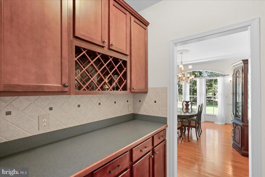 5 BEAVER RIDGE ROAD
