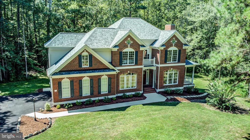 5 BEAVER RIDGE ROAD
