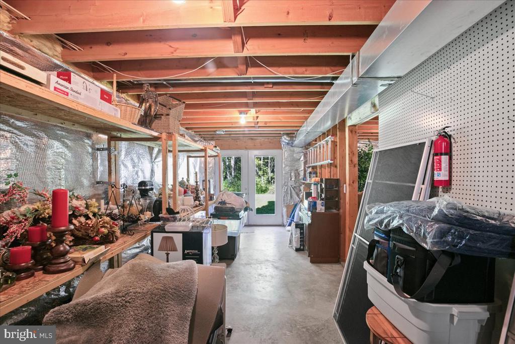5 BEAVER RIDGE ROAD
