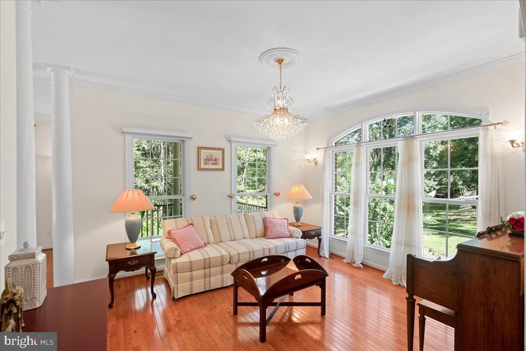 5 BEAVER RIDGE ROAD