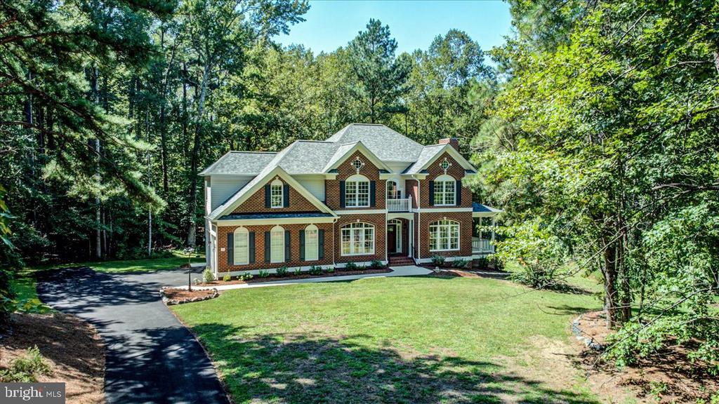 5 BEAVER RIDGE ROAD
