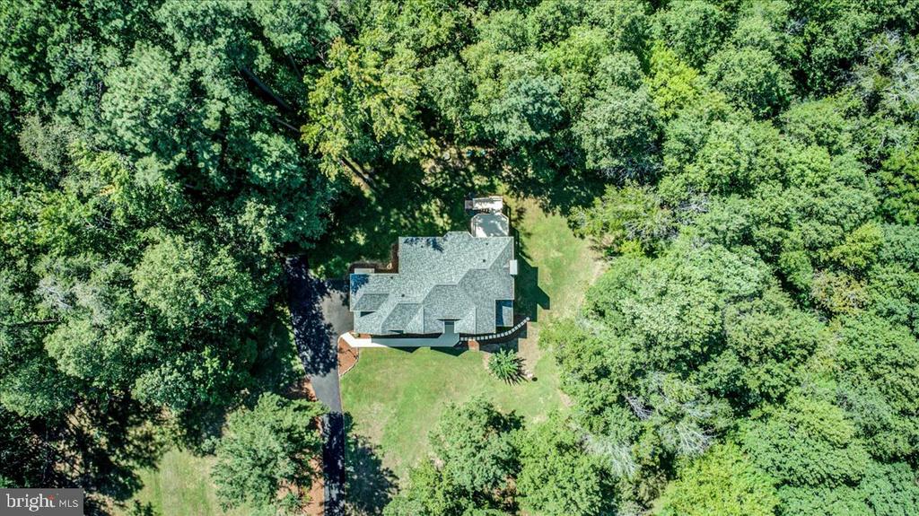 5 BEAVER RIDGE ROAD