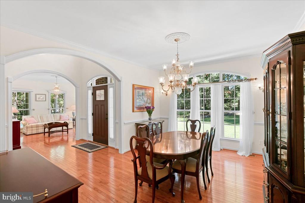 5 BEAVER RIDGE ROAD