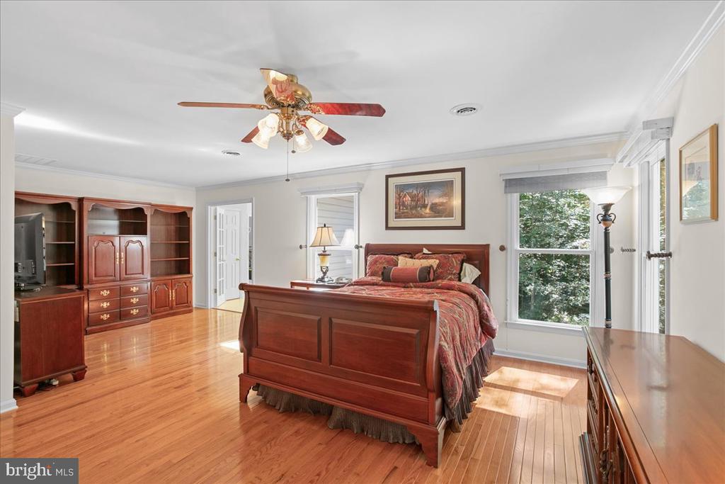 5 BEAVER RIDGE ROAD