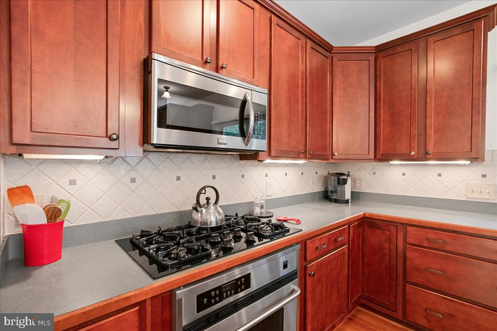 5 BEAVER RIDGE ROAD