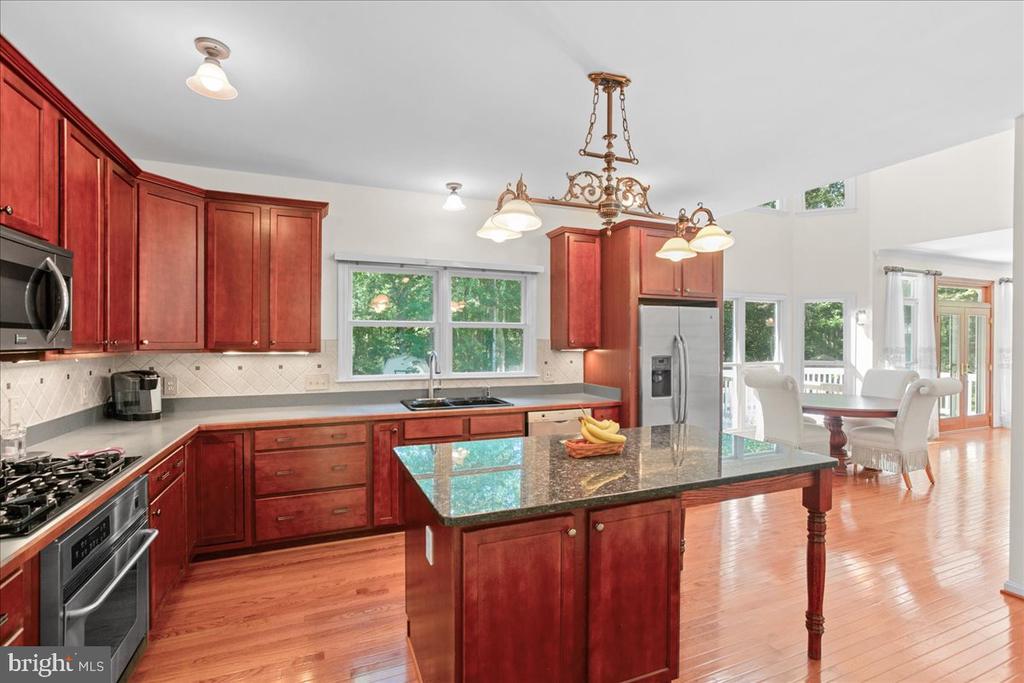 5 BEAVER RIDGE ROAD