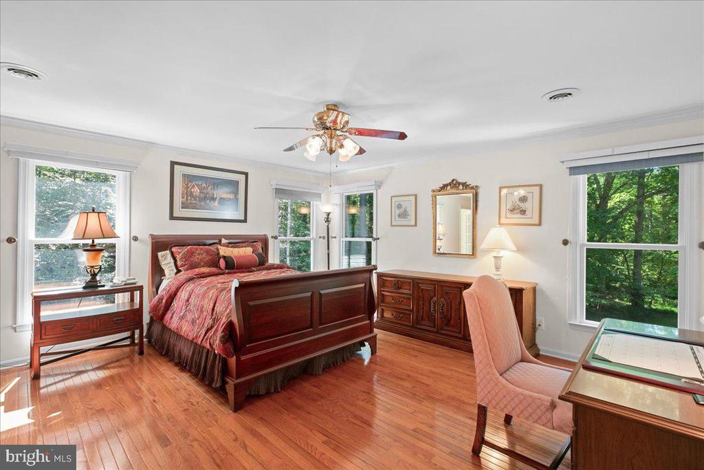 5 BEAVER RIDGE ROAD