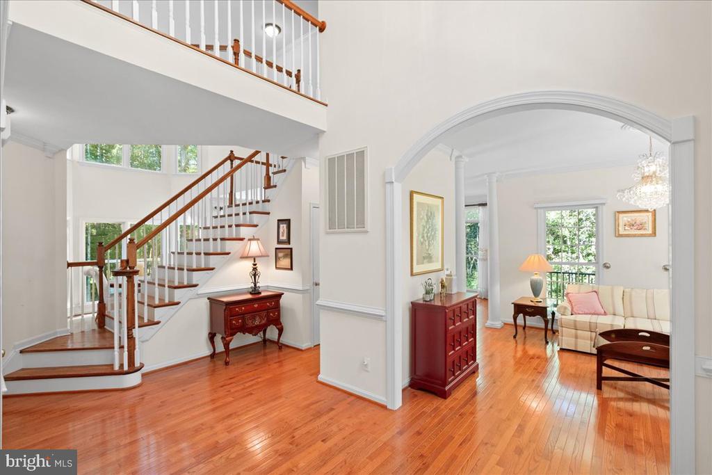 5 BEAVER RIDGE ROAD