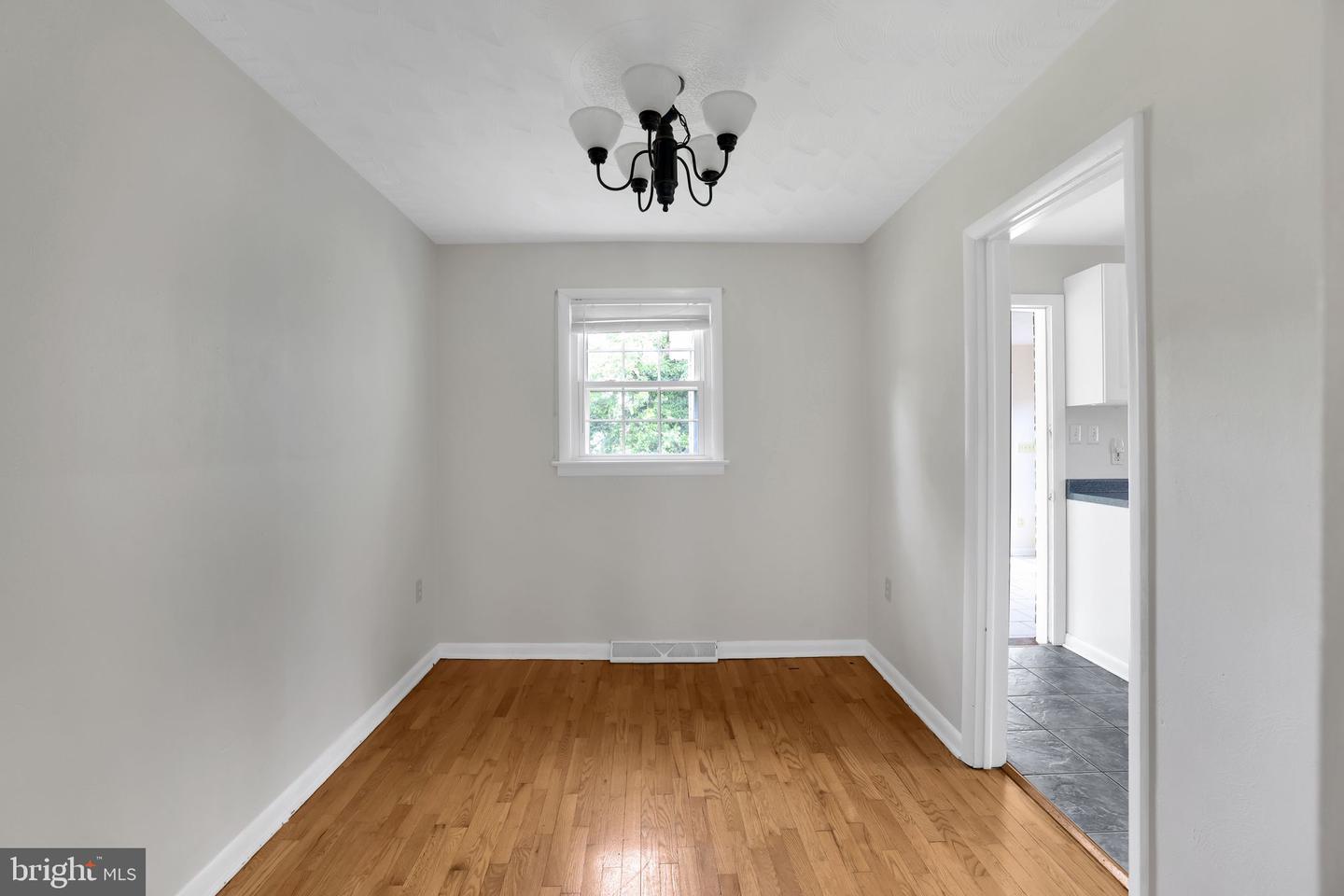 128 Fox Dr