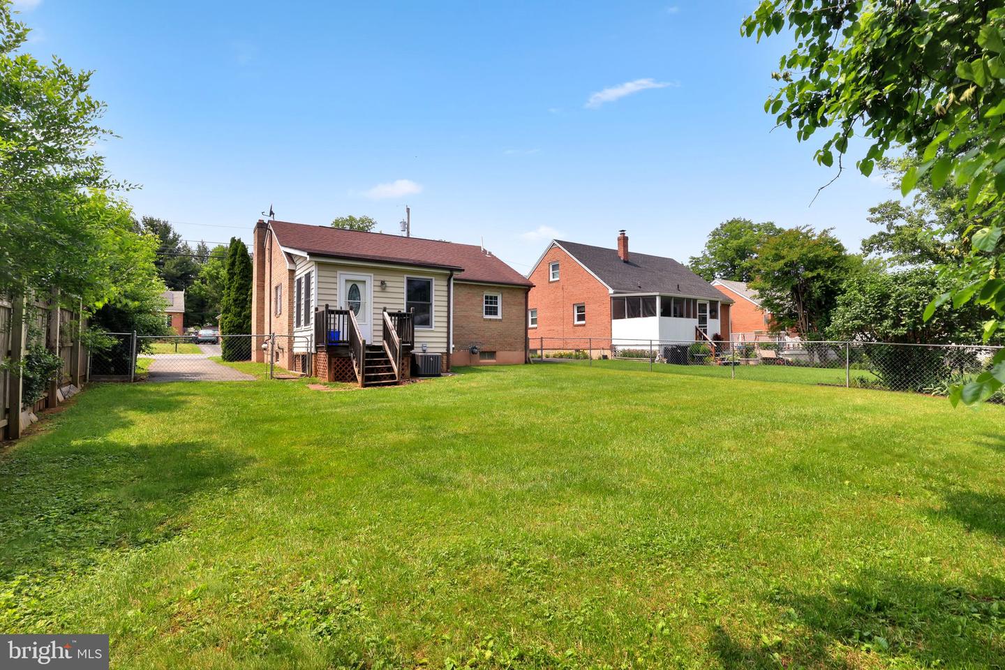 128 Fox Dr