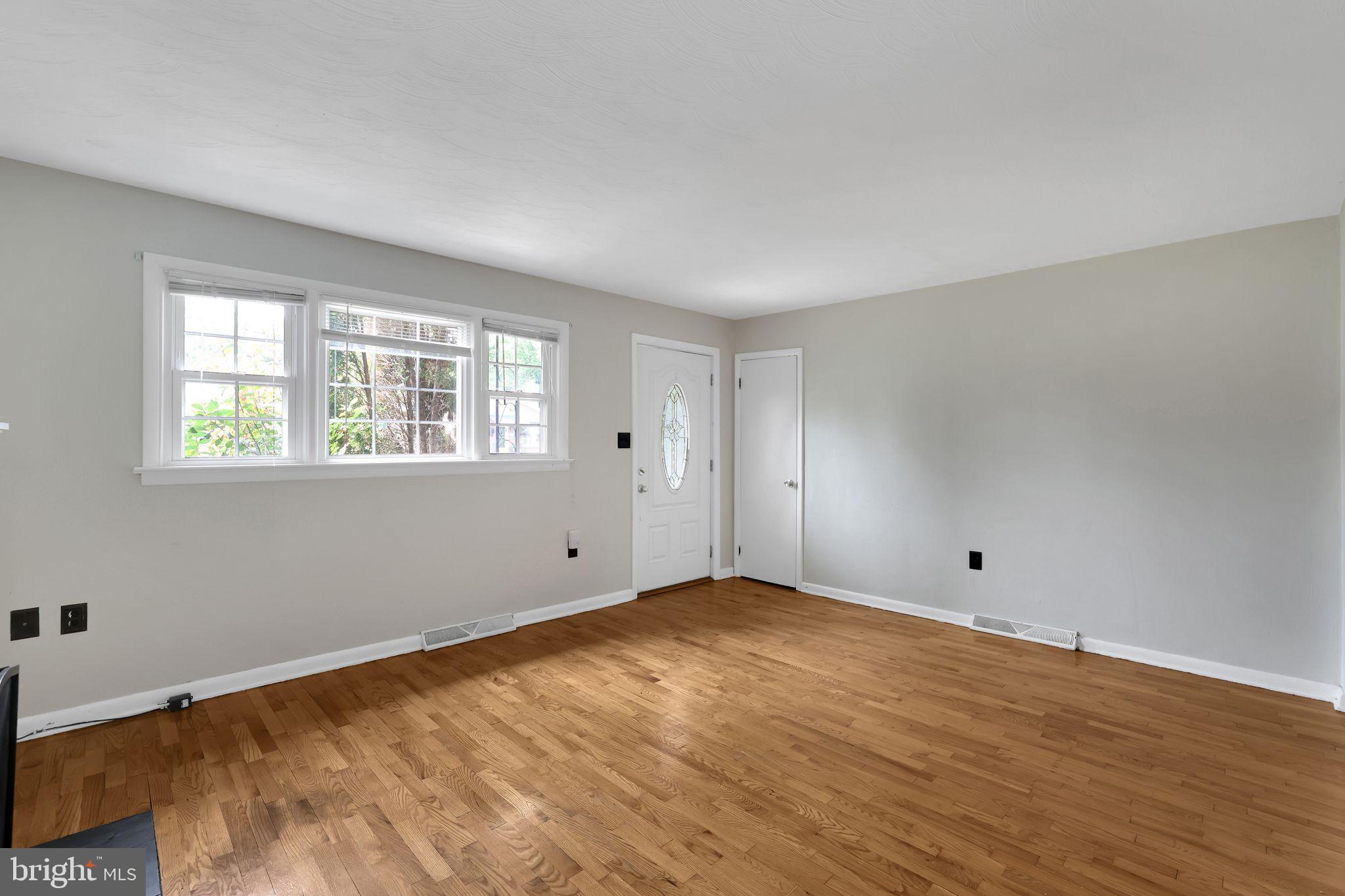128 Fox Dr
