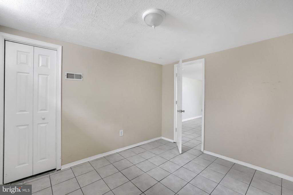 128 Fox Dr