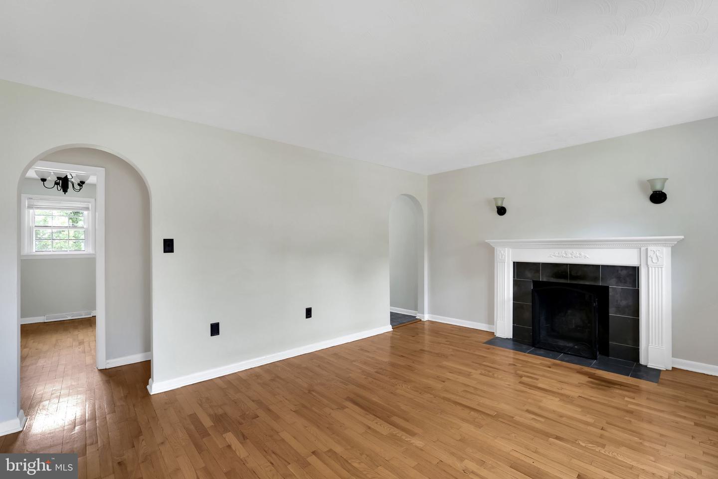 128 Fox Dr
