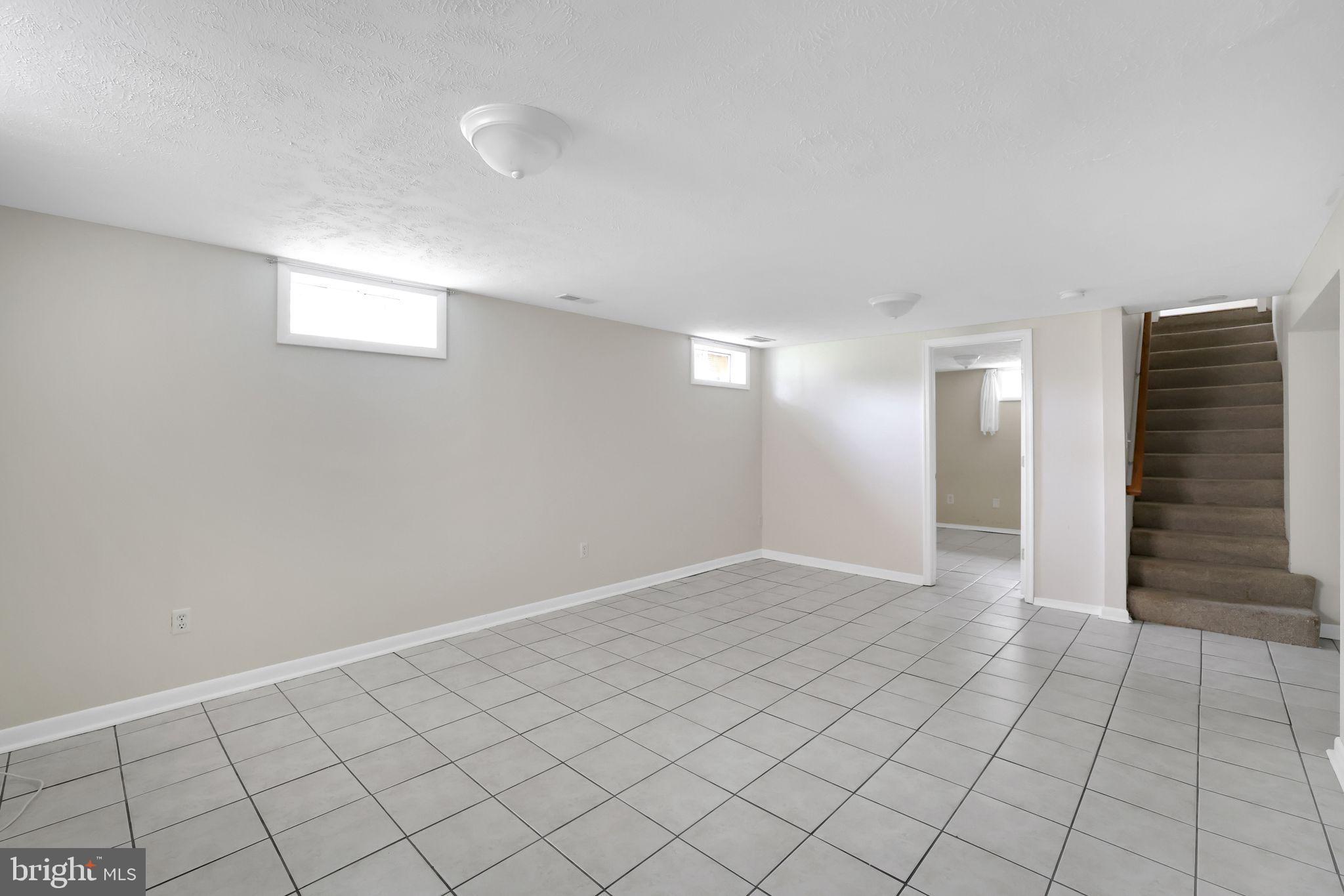 128 Fox Dr