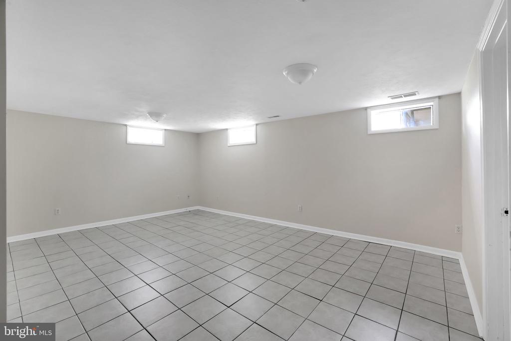 128 Fox Dr
