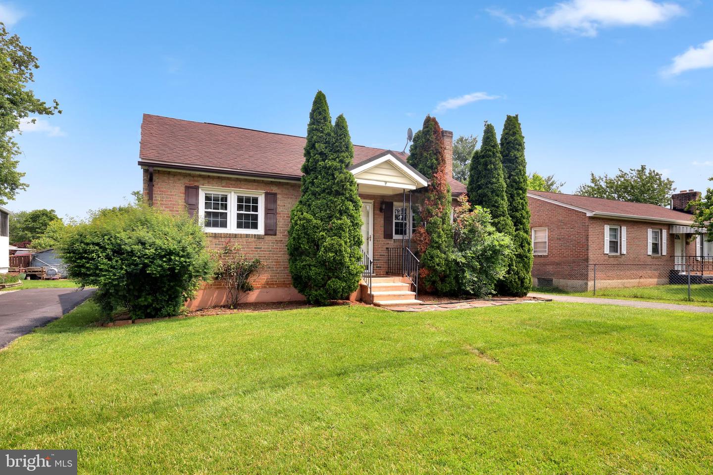 128 Fox Dr