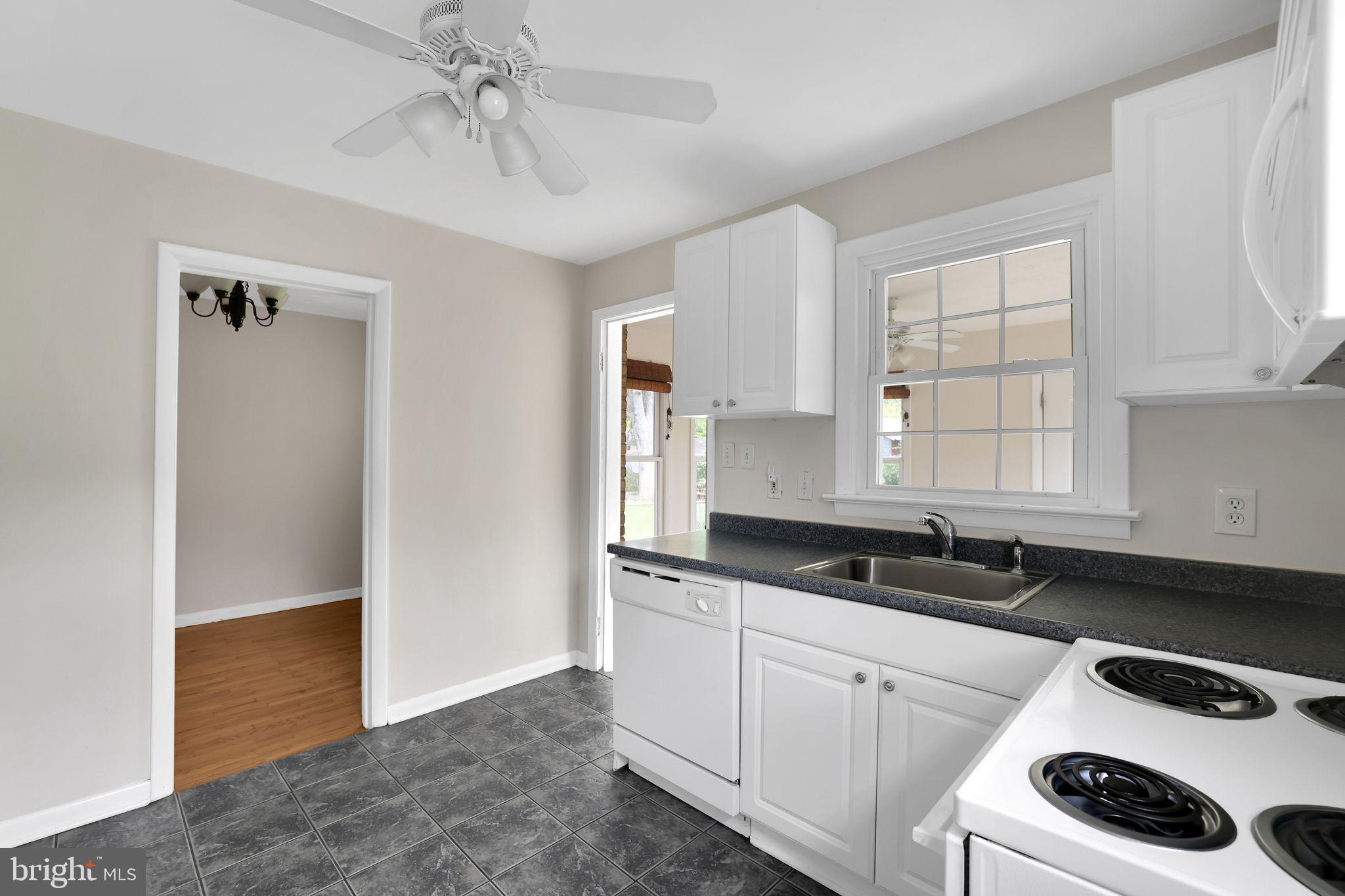 128 Fox Dr
