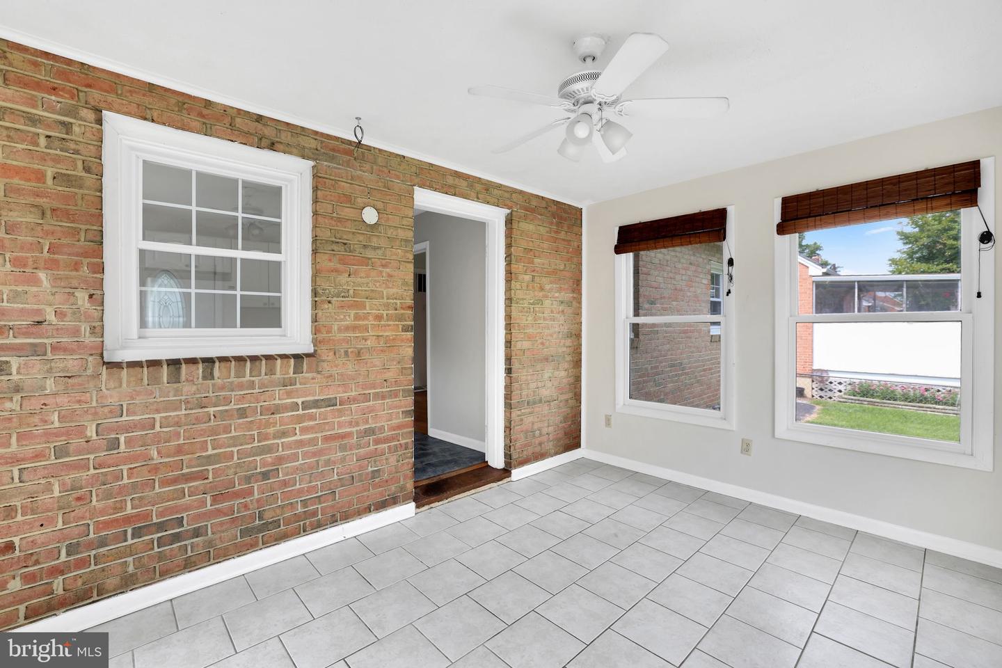 128 Fox Dr