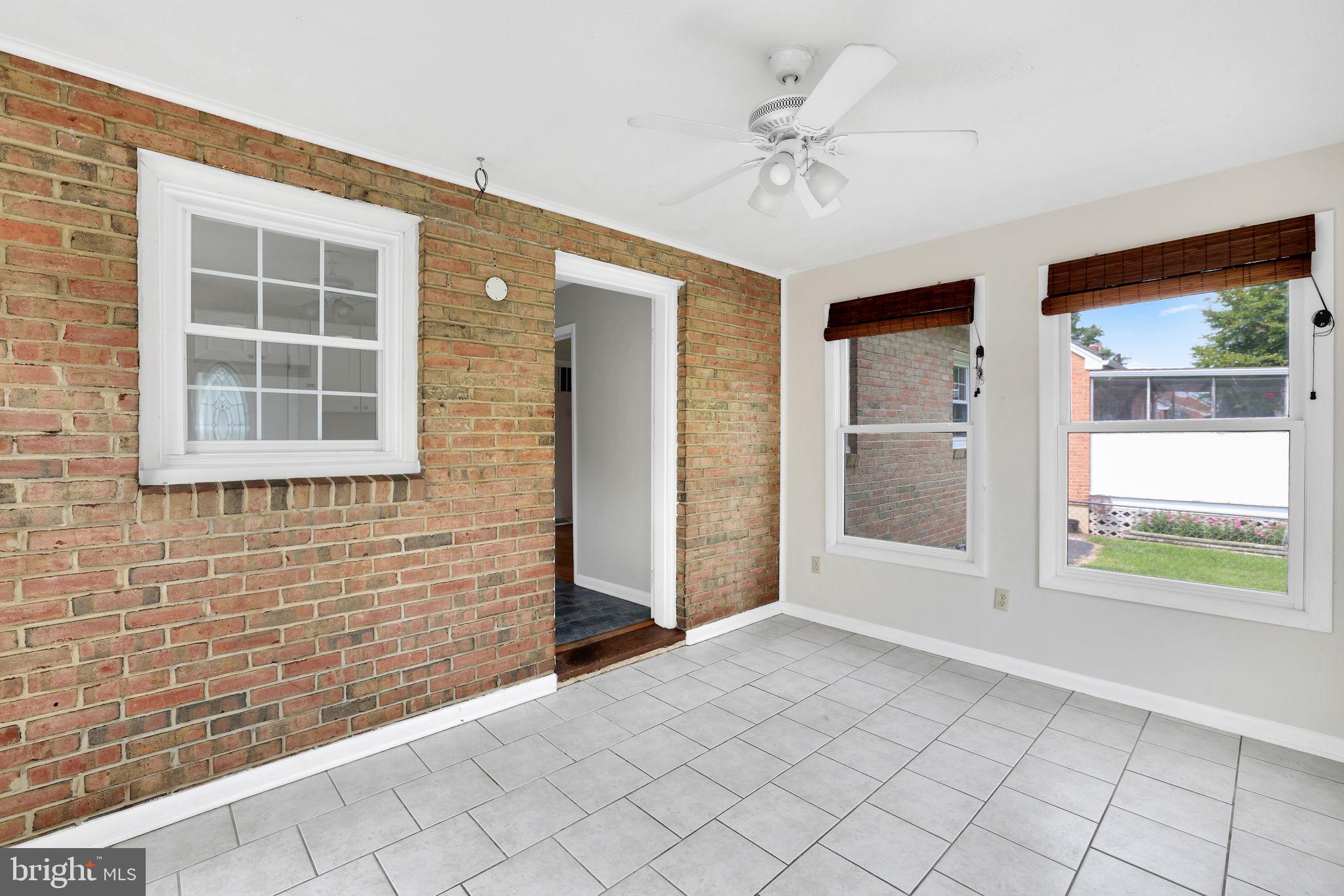 128 Fox Dr