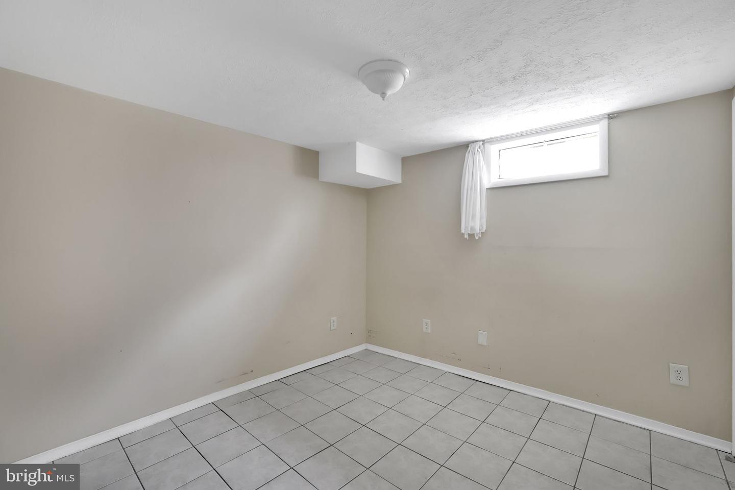 128 Fox Dr