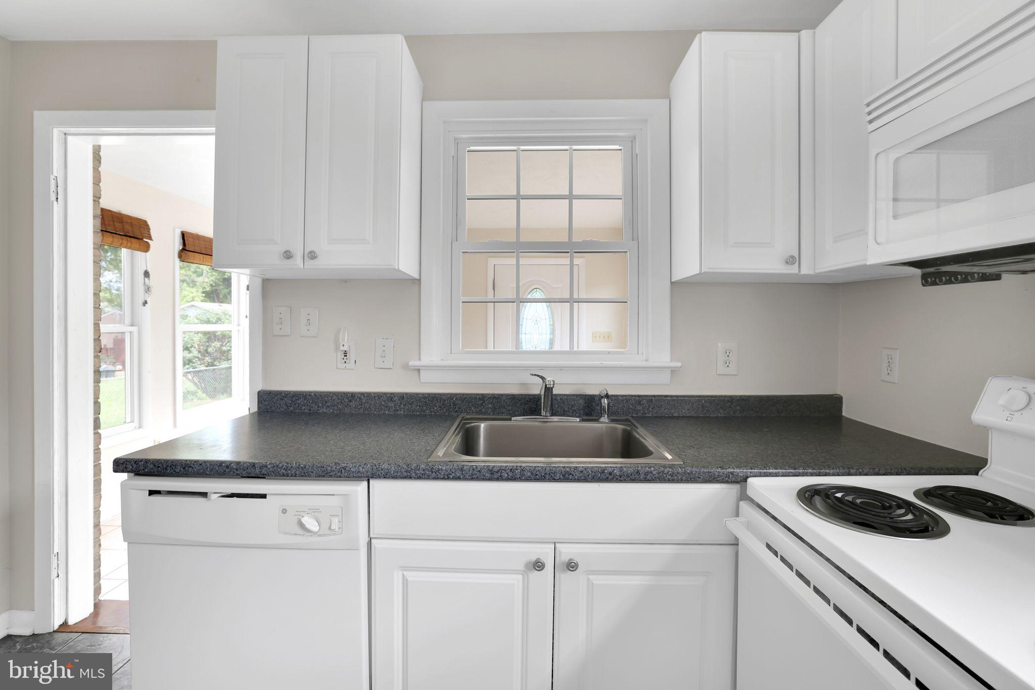 128 Fox Dr
