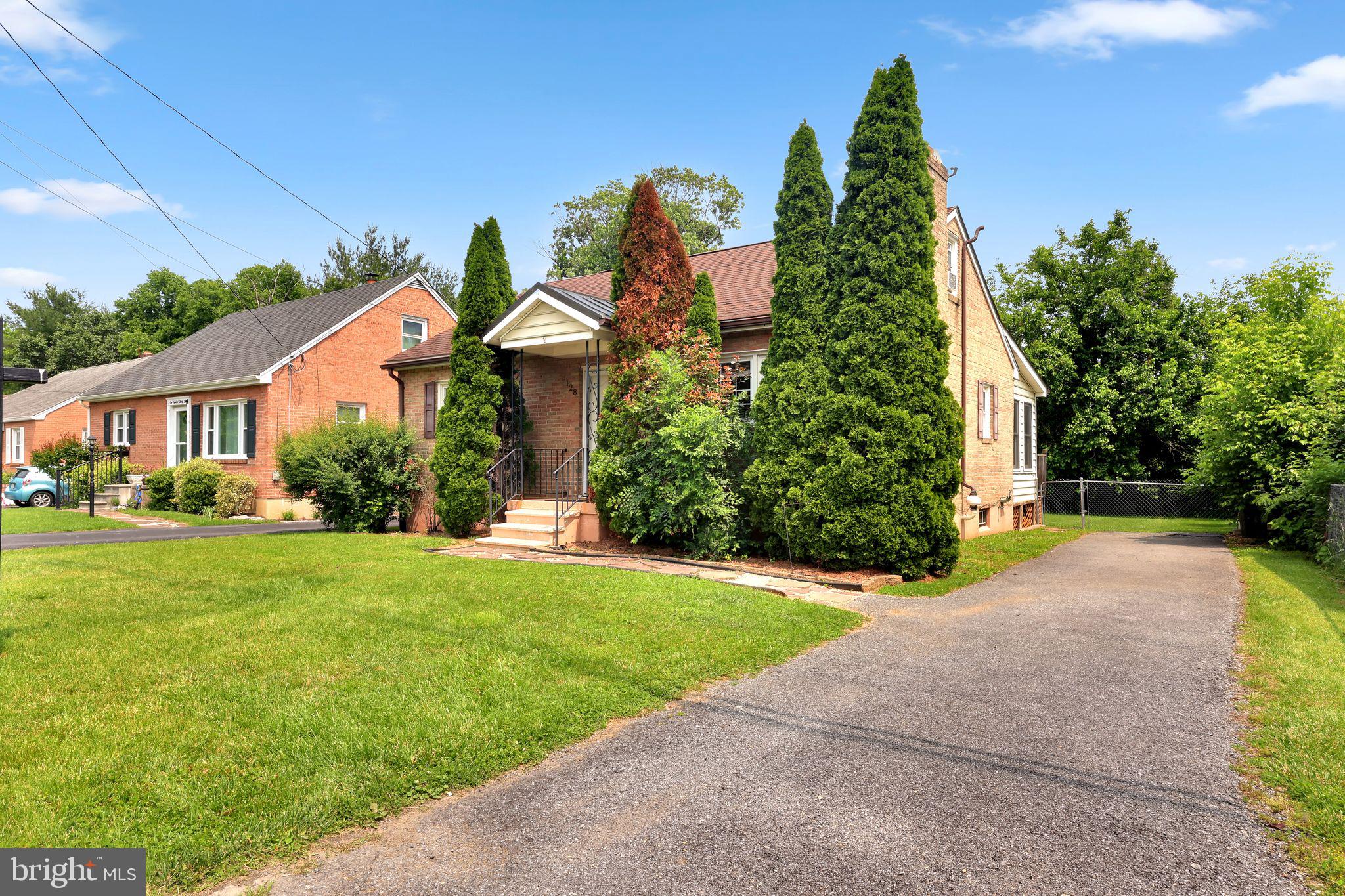 128 Fox Dr
