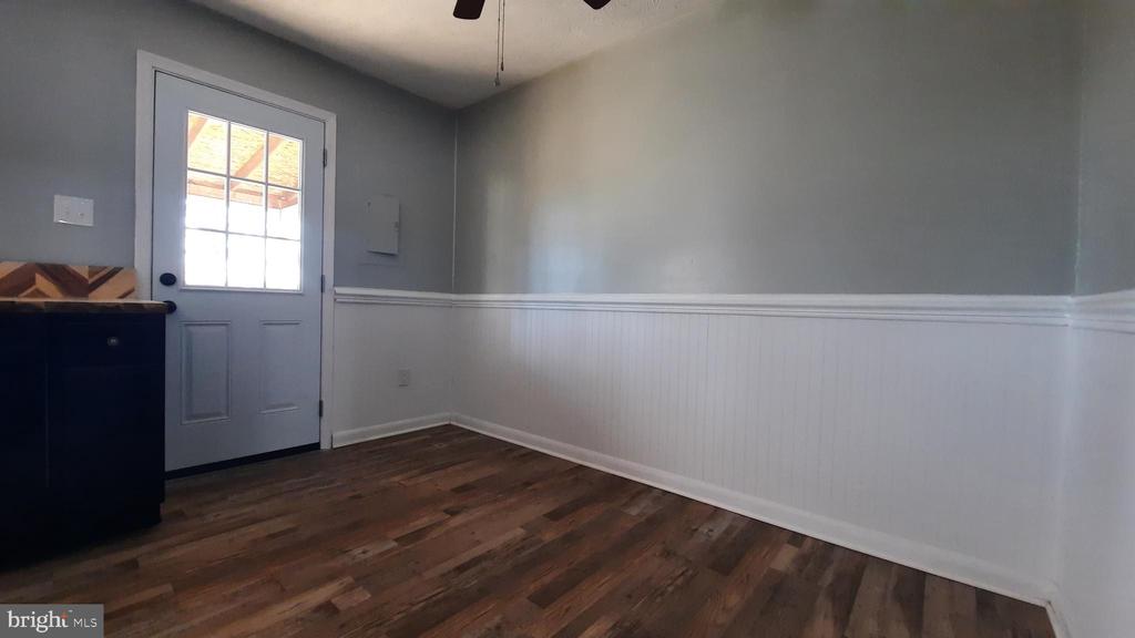 606 W 11TH STREET