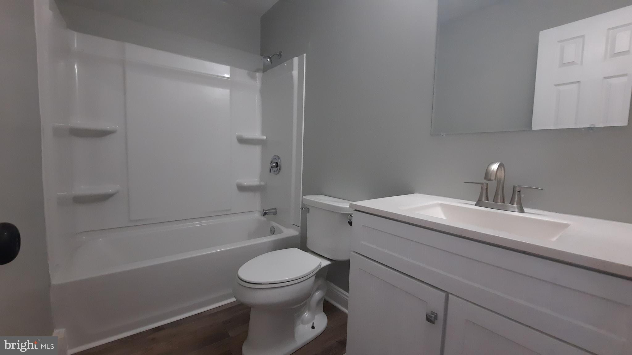 606 W 11TH STREET