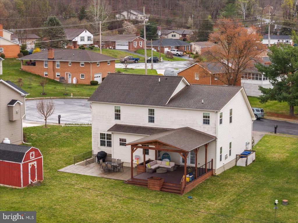 107 HIGHFIELD LANE