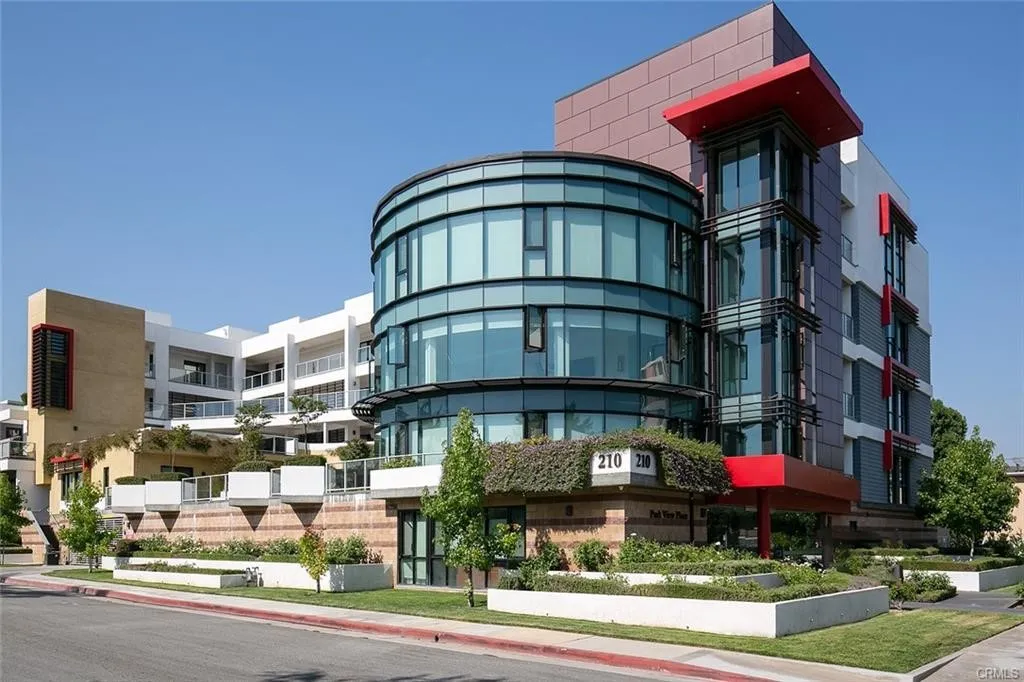210 N Monterey Unit 208