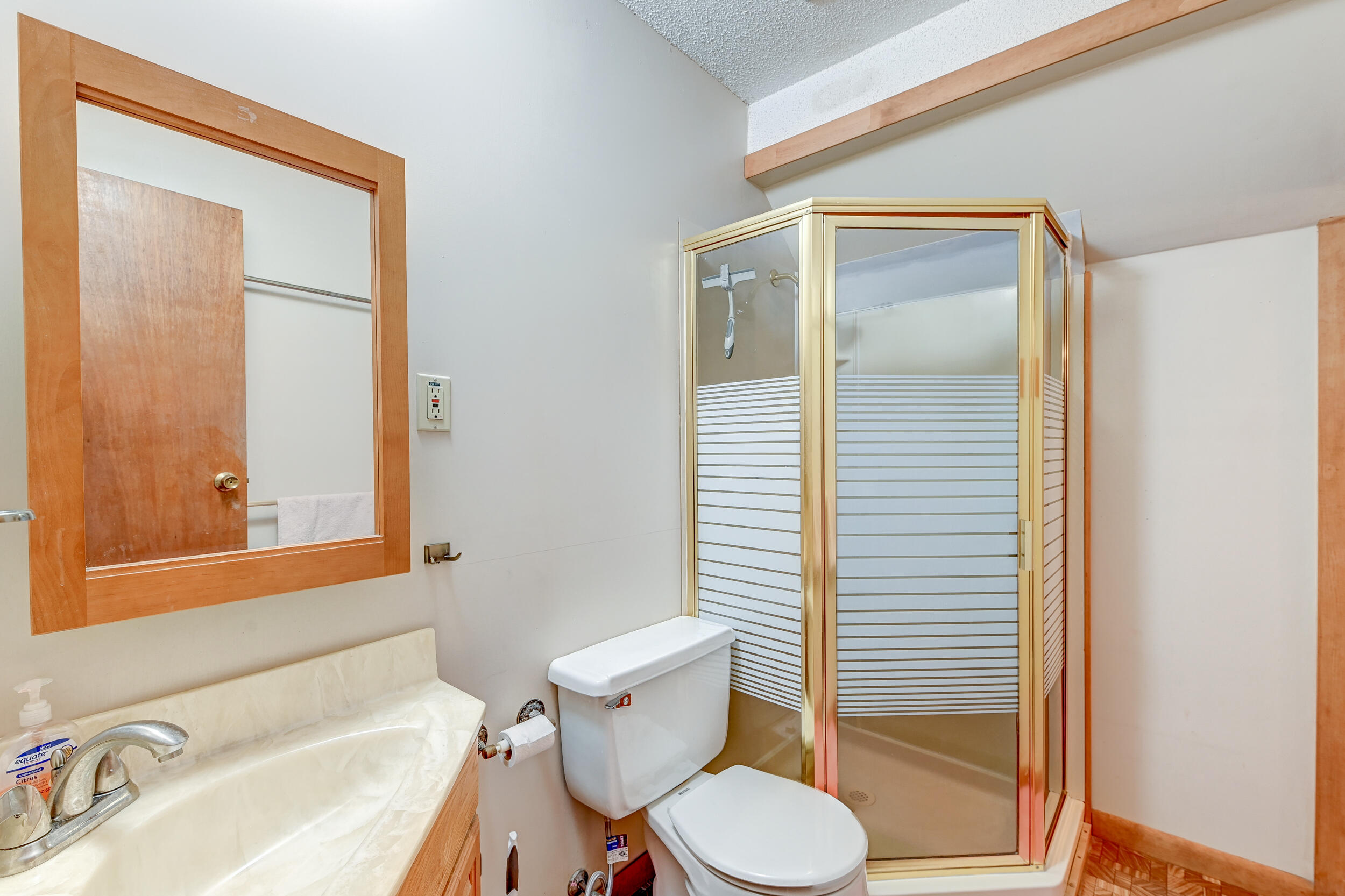 7103 Stall Road