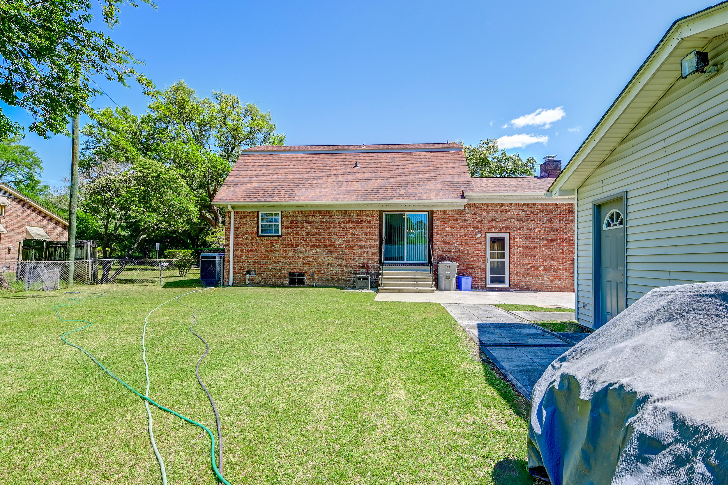 7103 Stall Road
