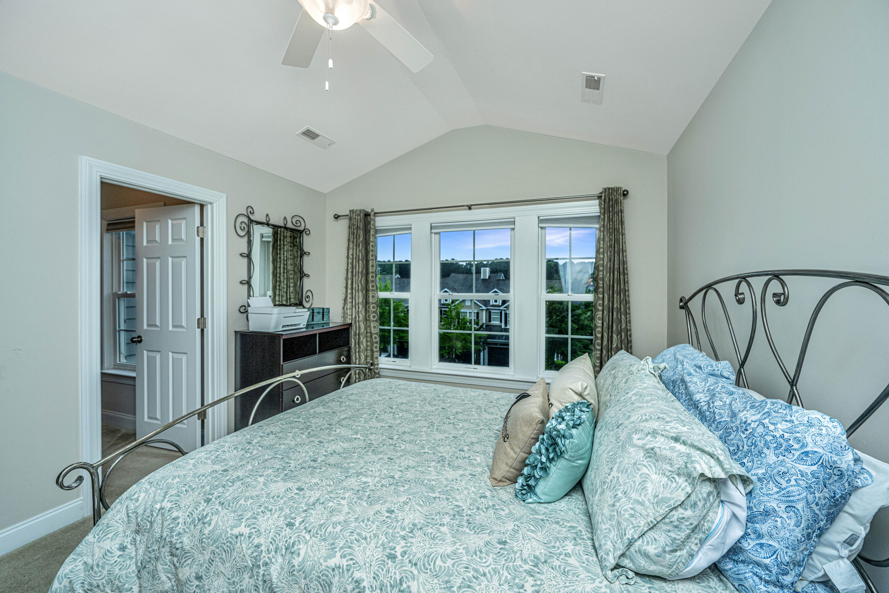 3560 Bagley Drive