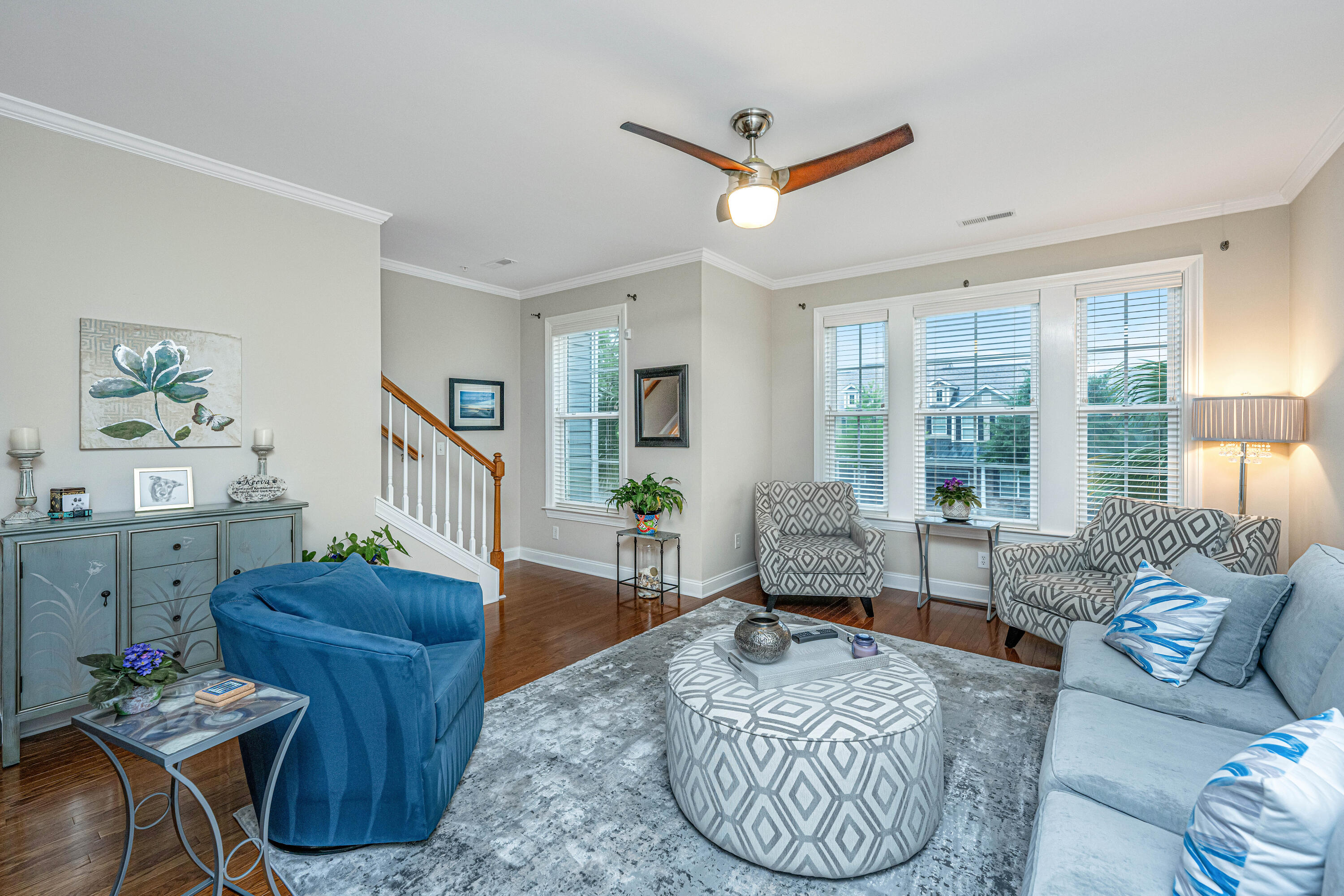 3560 Bagley Drive