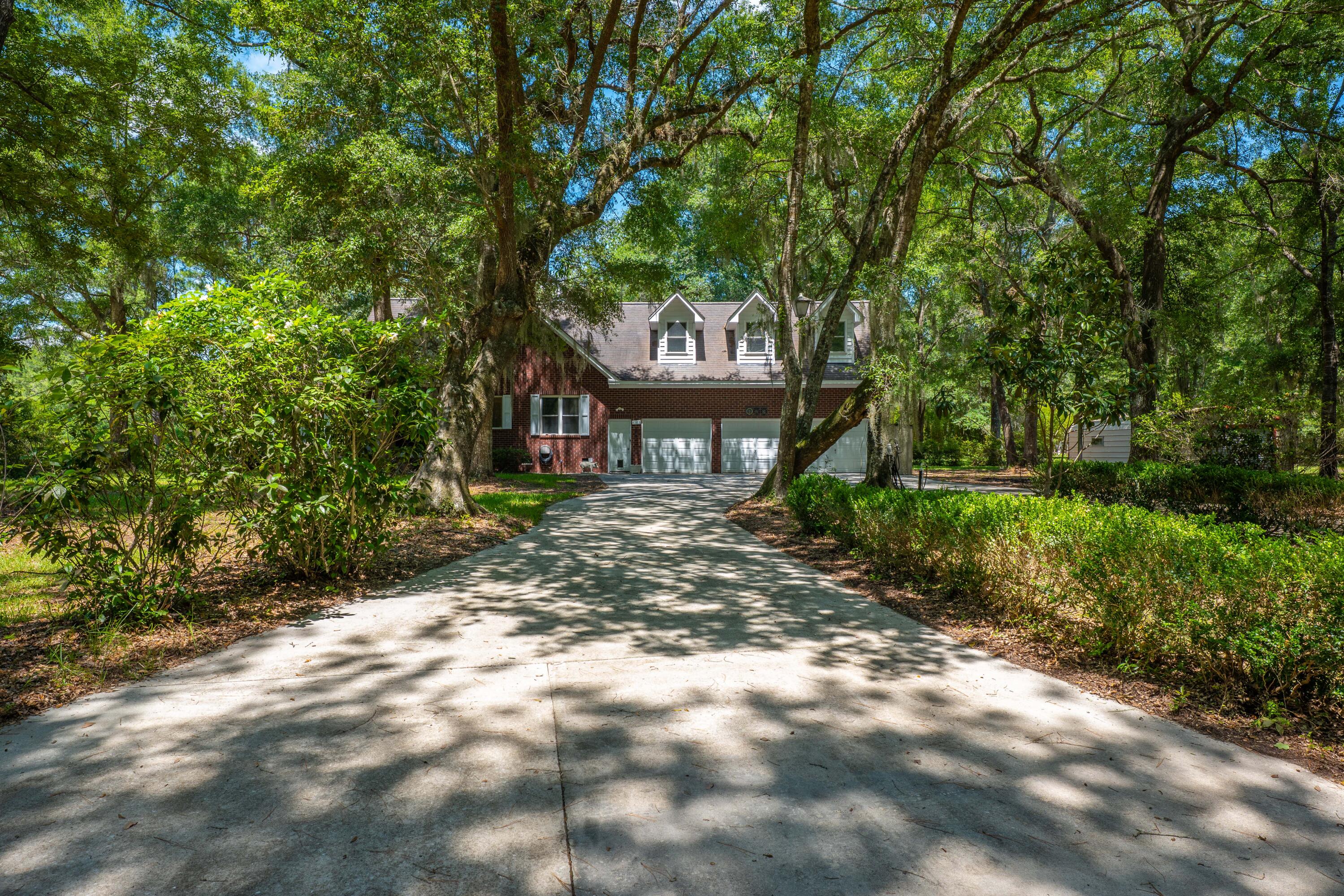 6385 Shilelagh Oaks Parkway
