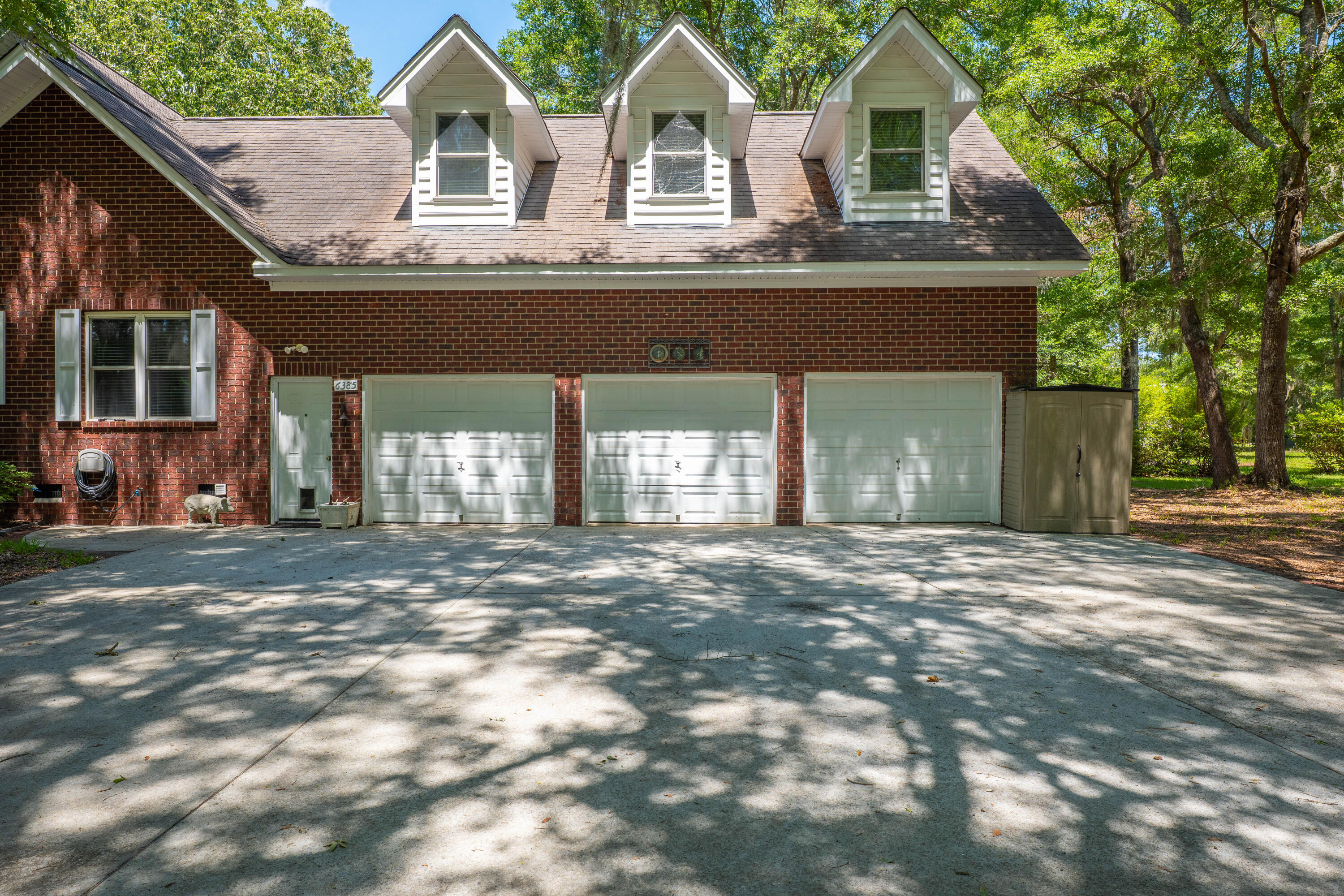 6385 Shilelagh Oaks Parkway