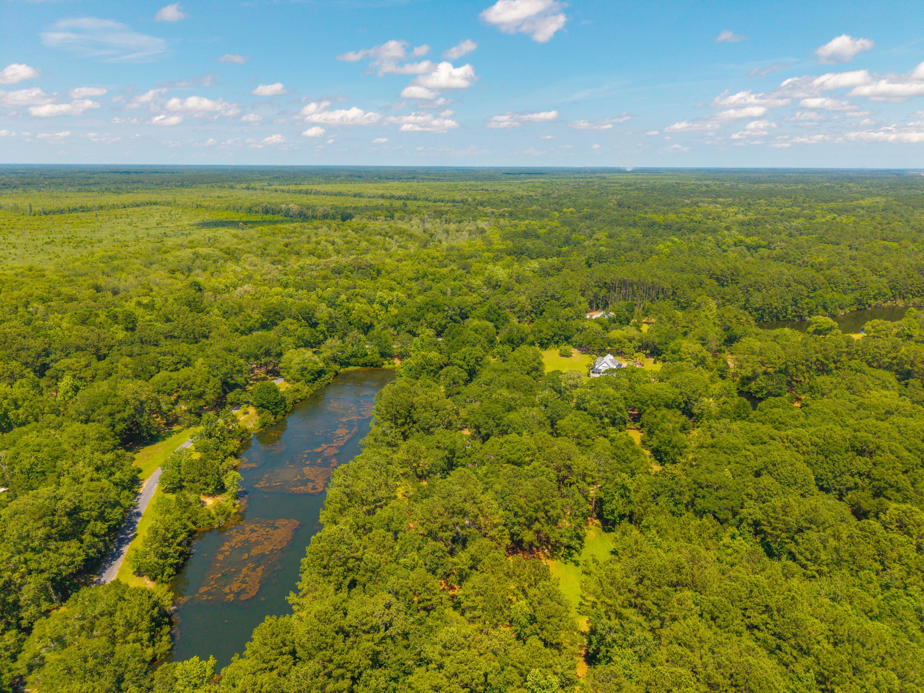 6385 Shilelagh Oaks Parkway